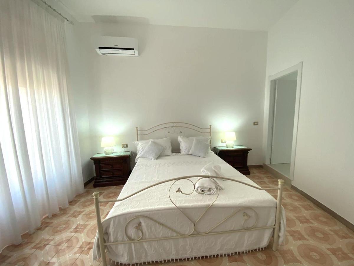 Le Fresie B&B Сант-Антиоко Экстерьер фото
