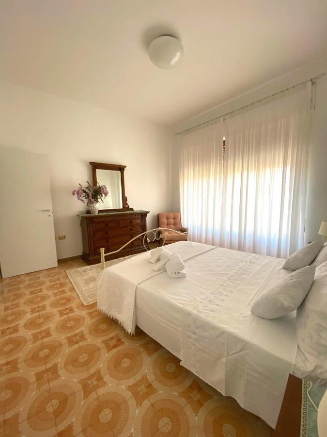 Le Fresie B&B Сант-Антиоко Экстерьер фото