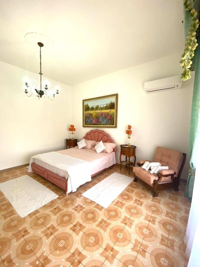 Le Fresie B&B Сант-Антиоко Экстерьер фото